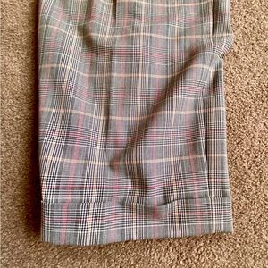 Office sheik. Jones NY pleated trousers.  Cuffs, elastic insets @ waist, lined